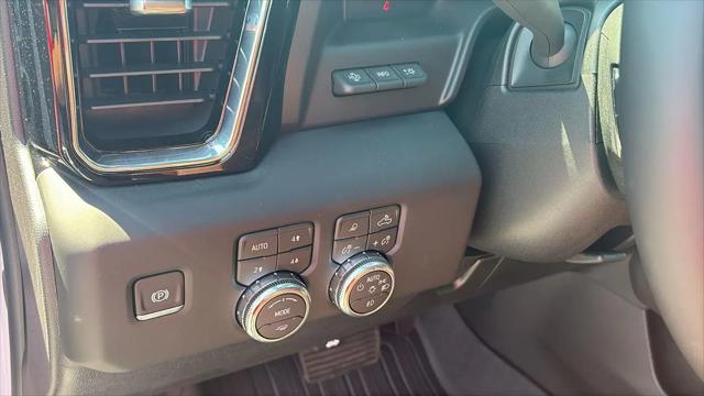 2026 GMC Sierra 2500HD Crew Cab, Standard Bed, Denali Ultimate, 4WD