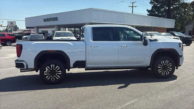 2026 GMC Sierra 2500HD Crew Cab, Standard Bed, Denali Ultimate, 4WD