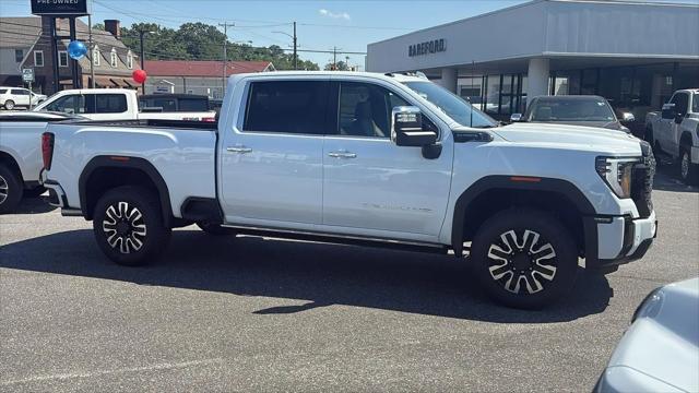 2026 GMC Sierra 2500HD Crew Cab, Standard Bed, Denali Ultimate, 4WD