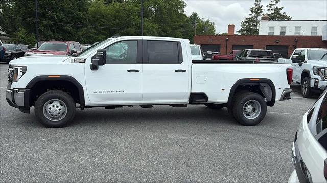 2026 GMC Sierra 3500HD Crew Cab, Long Bed, Pro Dual Rear Wheel, 4WD