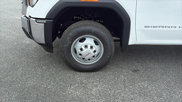 2026 GMC Sierra 3500HD Crew Cab, Long Bed, Pro Dual Rear Wheel, 4WD