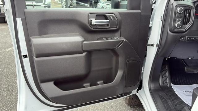 2026 GMC Sierra 3500HD Crew Cab, Long Bed, Pro Dual Rear Wheel, 4WD