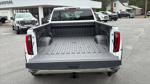 2026 GMC Sierra 3500HD Crew Cab, Long Bed, Pro Dual Rear Wheel, 4WD