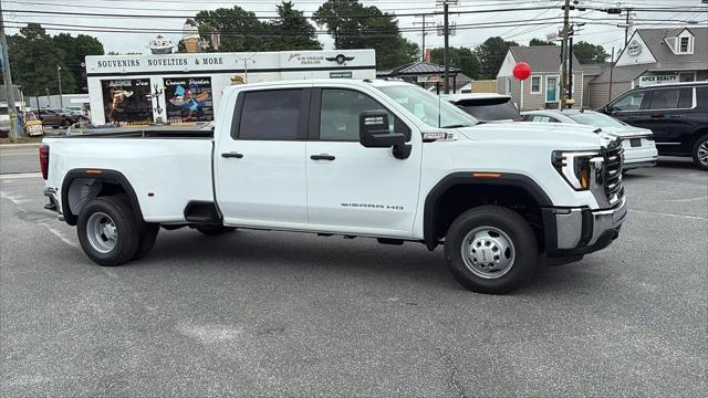 2026 GMC Sierra 3500HD Crew Cab, Long Bed, Pro Dual Rear Wheel, 4WD