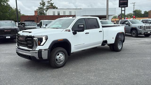 2026 GMC Sierra 3500HD Crew Cab, Long Bed, Pro Dual Rear Wheel, 4WD