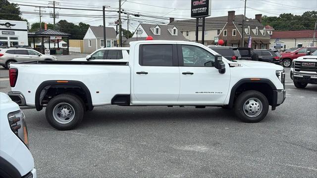 2026 GMC Sierra 3500HD Crew Cab, Long Bed, Pro Dual Rear Wheel, 4WD