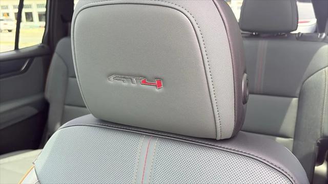 2026 GMC Acadia AT4 AWD