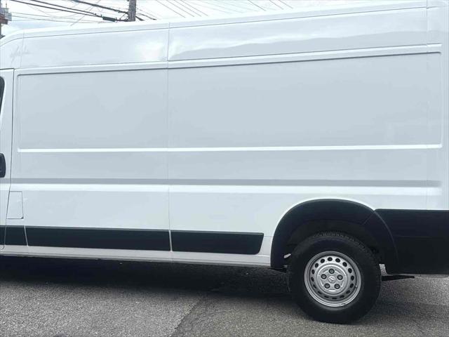 2025 Ram ProMaster 2500 Cargo Van Tradesman High Roof 159" WB w/Pass Seat