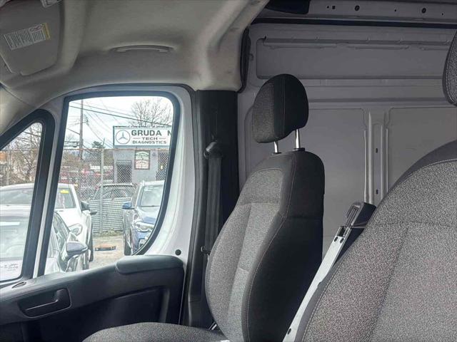 2025 Ram ProMaster 2500 Cargo Van Tradesman High Roof 159" WB w/Pass Seat