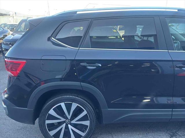 2024 Volkswagen Taos 1.5T SE