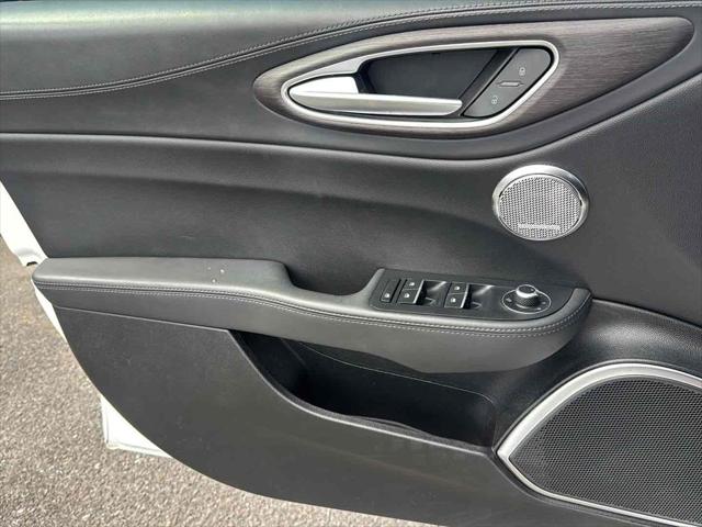2022 Alfa Romeo Giulia Ti AWD