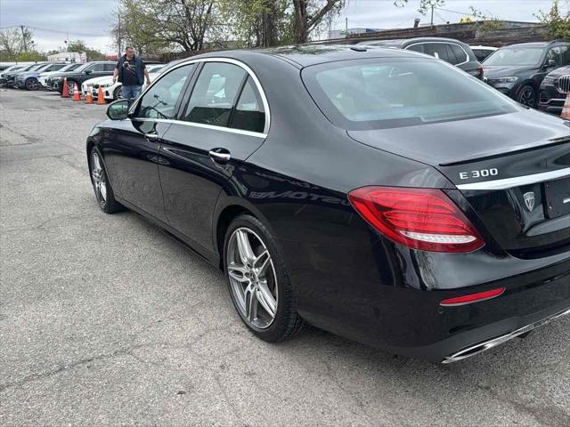 2018 Mercedes-Benz E-CLASS E 300 4MATIC