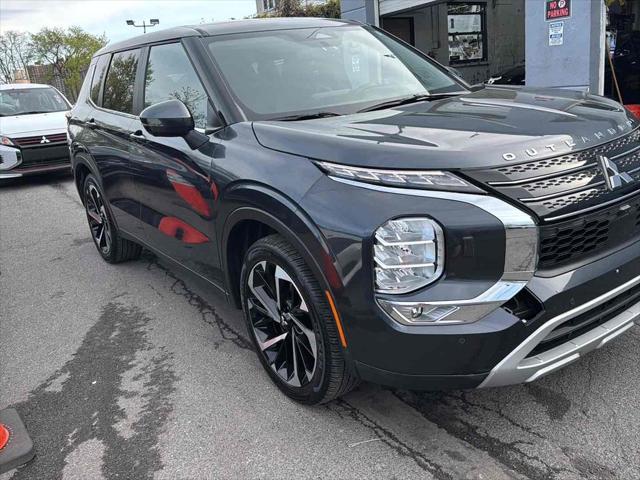 2024 Mitsubishi Outlander SE Black Edition S-AWC