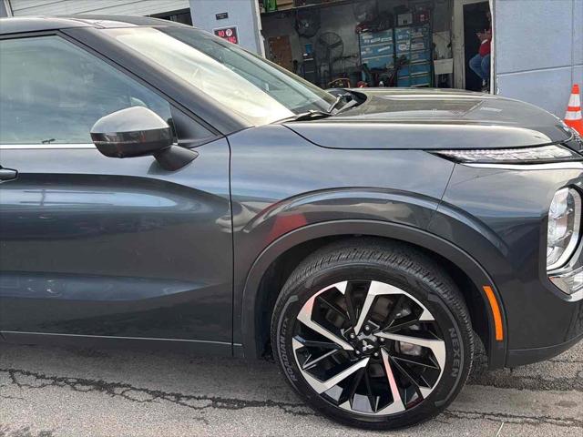 2024 Mitsubishi Outlander SE Black Edition S-AWC