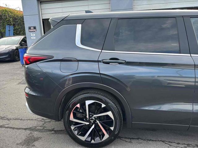 2024 Mitsubishi Outlander SE Black Edition S-AWC