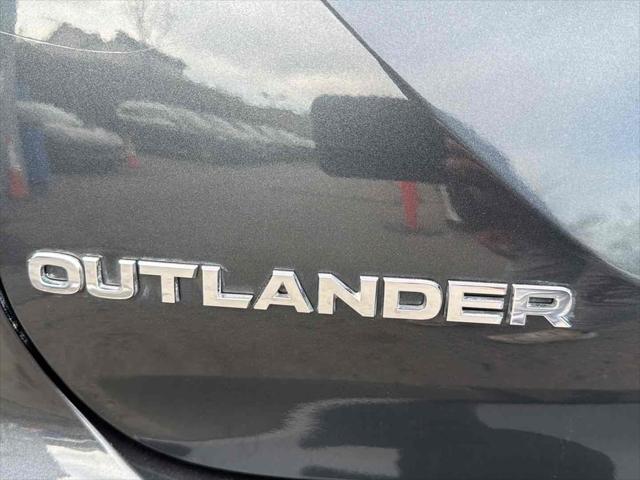 2024 Mitsubishi Outlander SE Black Edition S-AWC
