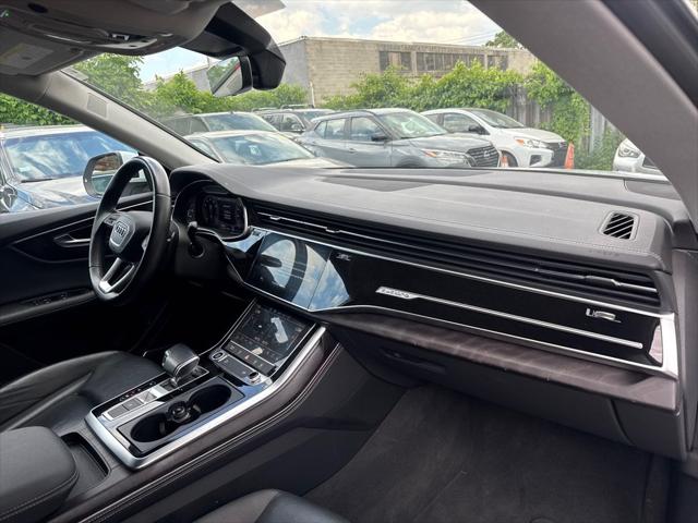 2023 Audi Q8 Premium Plus 55 TFSI quattro Tiptronic