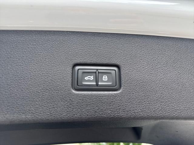2023 Audi Q8 Premium Plus 55 TFSI quattro Tiptronic