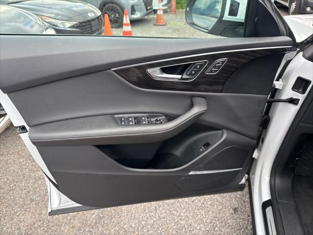 2023 Audi Q8 Premium Plus 55 TFSI quattro Tiptronic
