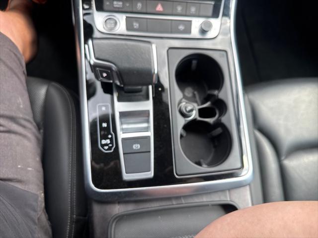 2023 Audi Q8 Premium Plus 55 TFSI quattro Tiptronic