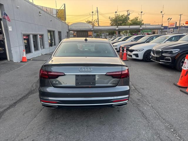 2024 Audi A4 Premium Plus 45 TFSI S line quattro S tronic