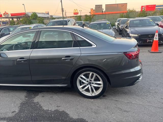 2024 Audi A4 Premium Plus 45 TFSI S line quattro S tronic