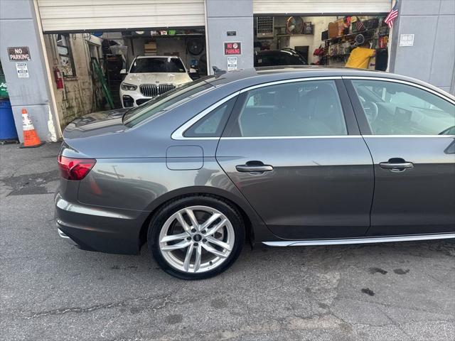 2024 Audi A4 Premium Plus 45 TFSI S line quattro S tronic