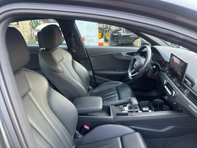 2024 Audi A4 Premium Plus 45 TFSI S line quattro S tronic