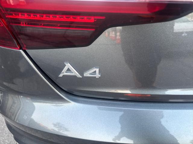 2024 Audi A4 Premium Plus 45 TFSI S line quattro S tronic