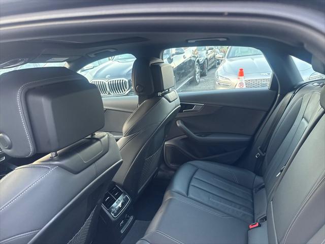 2024 Audi A4 Premium Plus 45 TFSI S line quattro S tronic