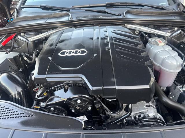 2024 Audi A4 Premium Plus 45 TFSI S line quattro S tronic