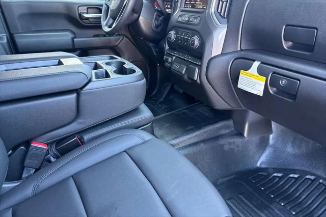 2026 Chevrolet Silverado 2500HD Crew Cab, Long Bed, WT, RWD