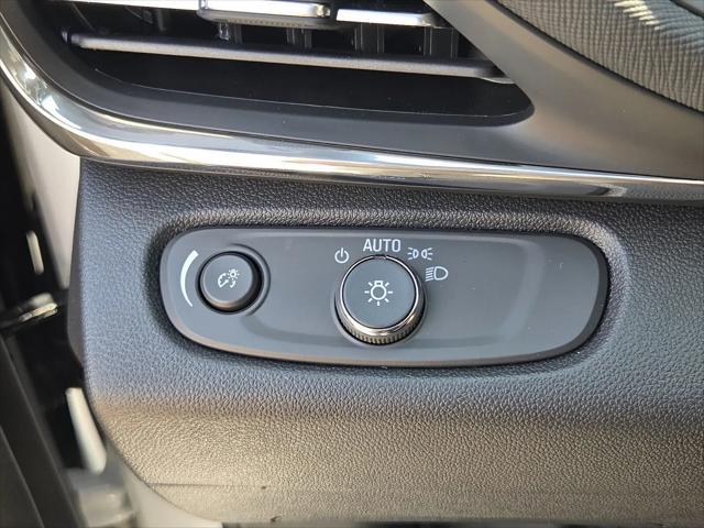 2026 Buick NV Preferred FWD