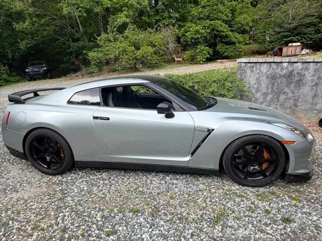 2010 Nissan GT-R Premium