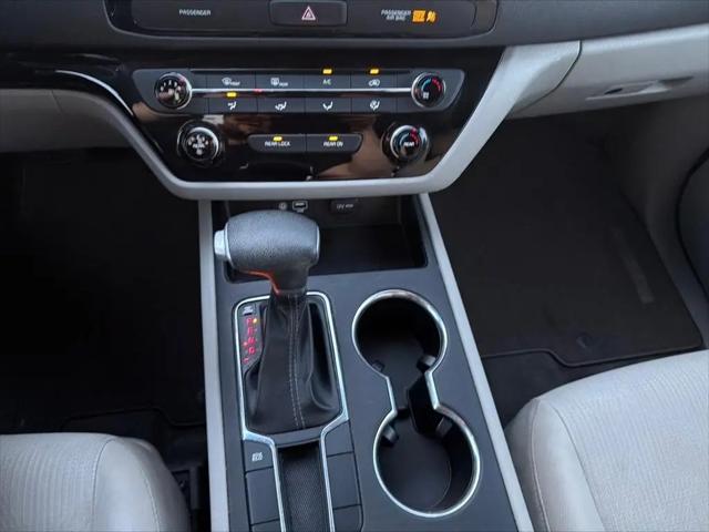 2020 Kia Sedona LX