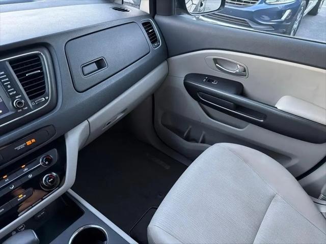 2020 Kia Sedona LX