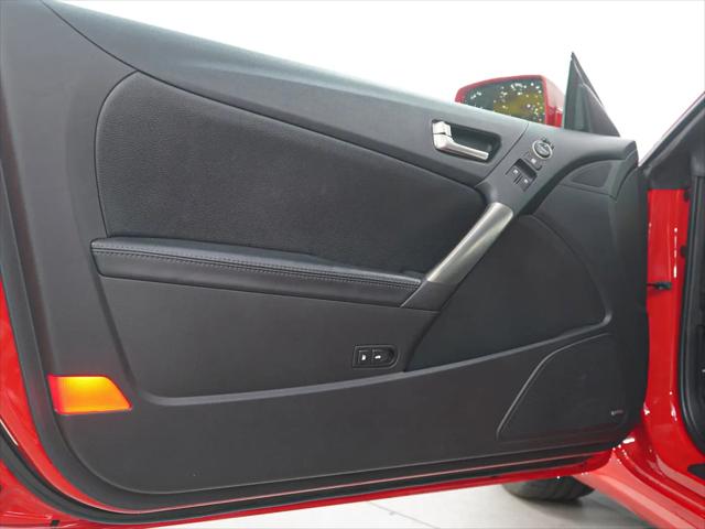 2013 Hyundai Genesis Coupe 3.8 Track