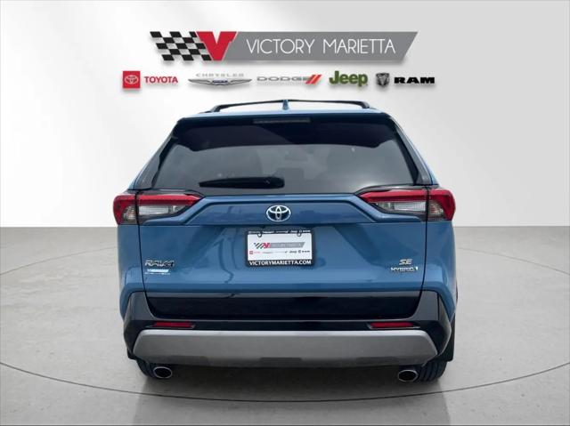 2024 Toyota RAV4 Hybrid SE
