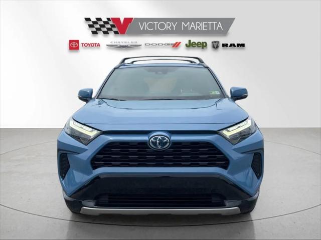 2024 Toyota RAV4 Hybrid SE