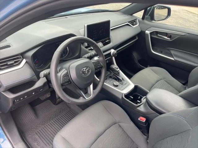 2024 Toyota RAV4 Hybrid SE