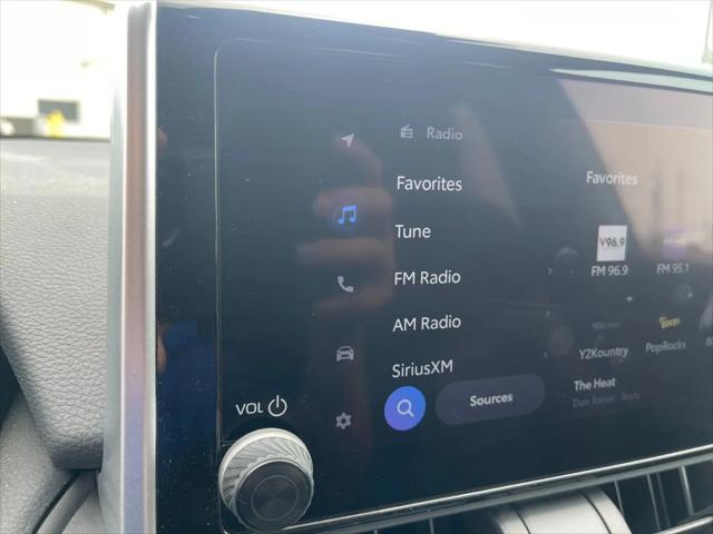 2024 Toyota RAV4 Hybrid SE