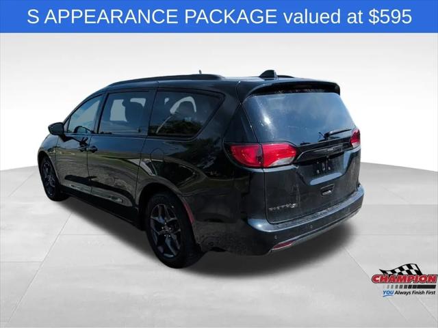 2018 Chrysler Pacifica Touring L Plus