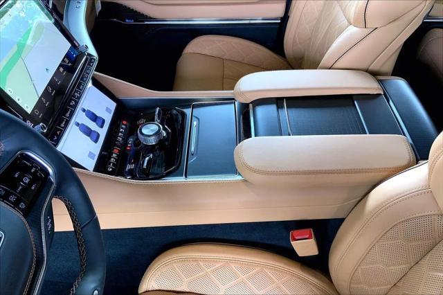 2026 Jeep Grand Wagoneer Summit Reserve 4x4