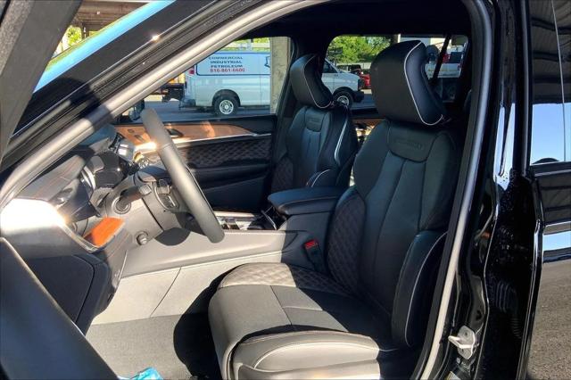 2026 Jeep Grand Cherokee L Summit 4x4