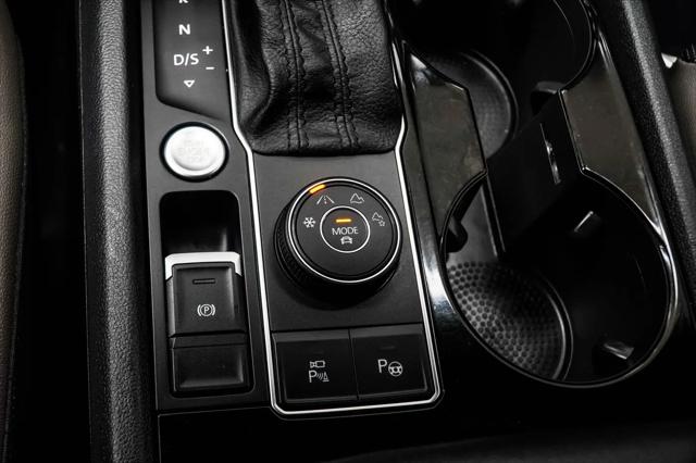 2020 Volkswagen Atlas Cross Sport 3.6L V6 SEL Premium R-Line