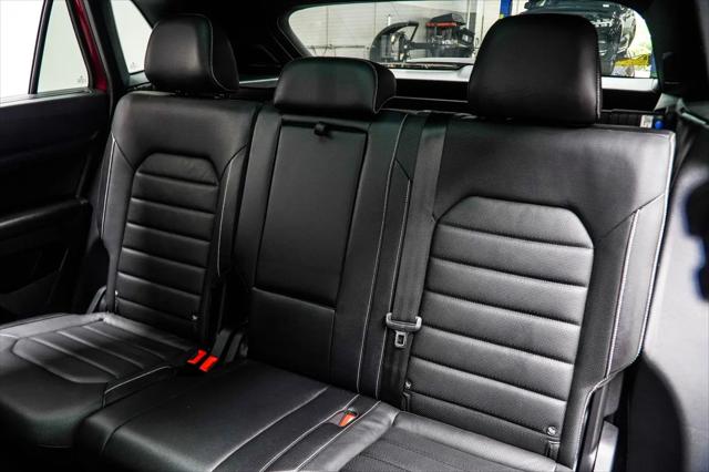 2020 Volkswagen Atlas Cross Sport 3.6L V6 SEL Premium R-Line