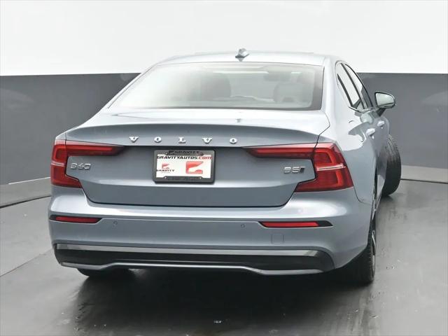 2024 Volvo S60 B5 Core Dark Theme