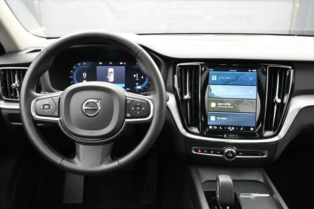 2024 Volvo S60 B5 Core Dark Theme