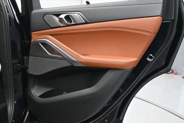 2021 BMW X6 M50i