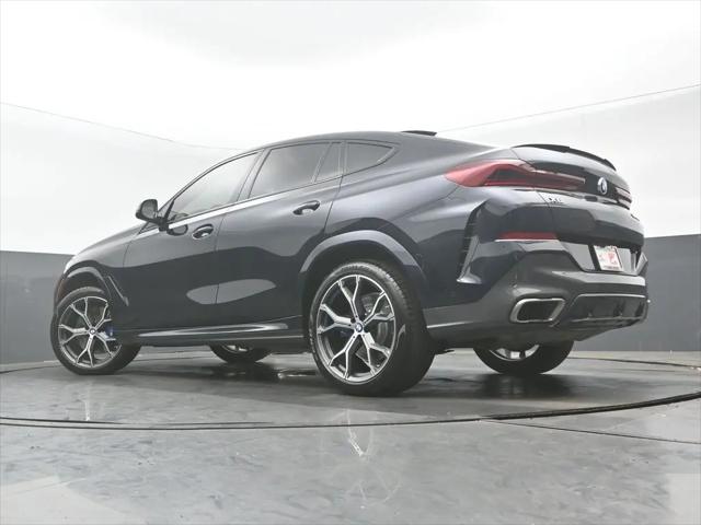 2021 BMW X6 M50i